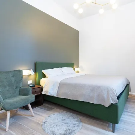 Via Garibaldi - Sweet