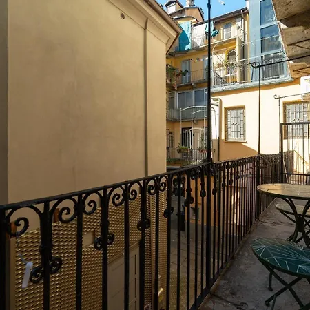 Via Garibaldi - Sweet * تورينو